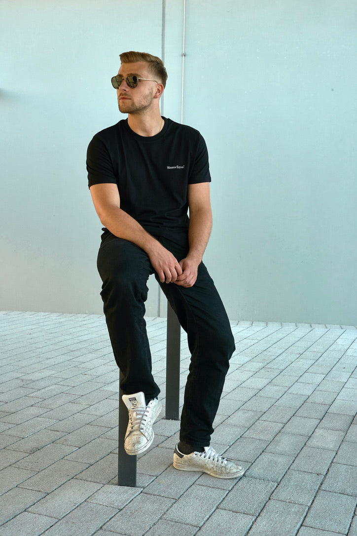 T-Shirt schwarz mit Rücken print - unisex